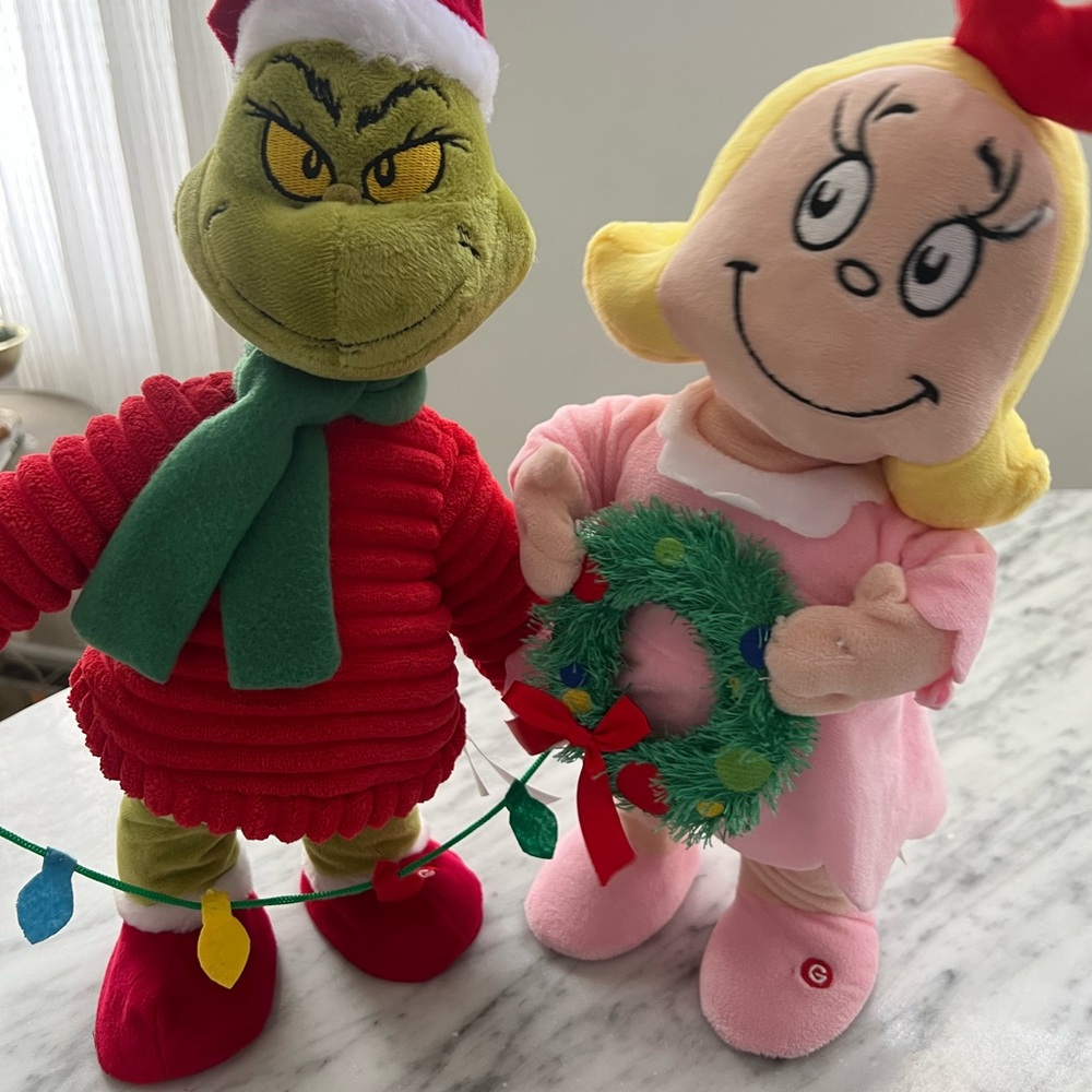 Grinch and Cindy Lou Who Plush Set - Red, Green, Pink